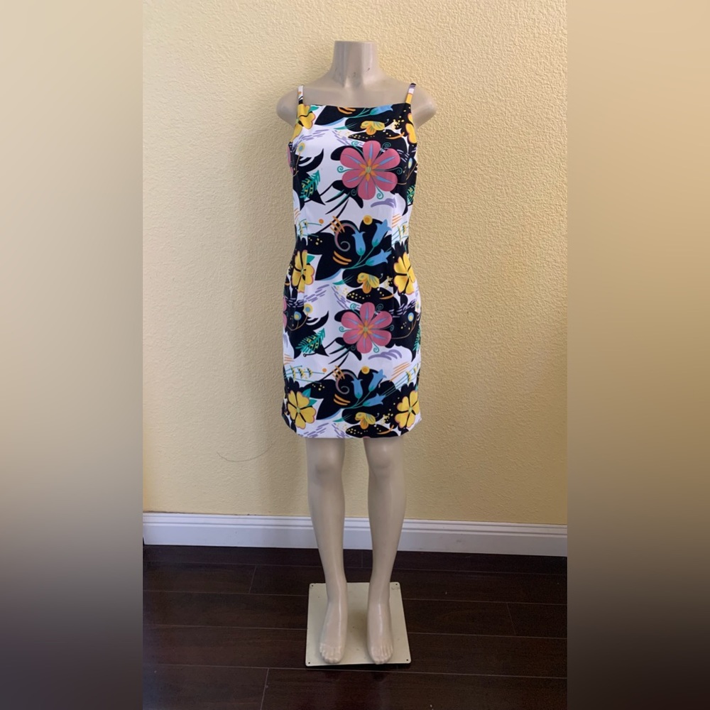 VTG Alberto Makali Size 8 Multicolored Floral Print Knee Length Dress